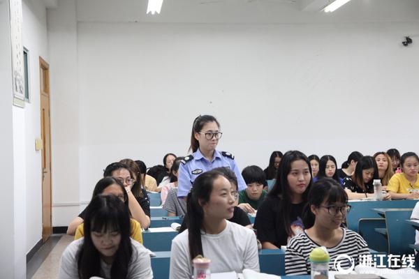 一款創(chuàng)意 AI 圖像自動(dòng)補(bǔ)全工具