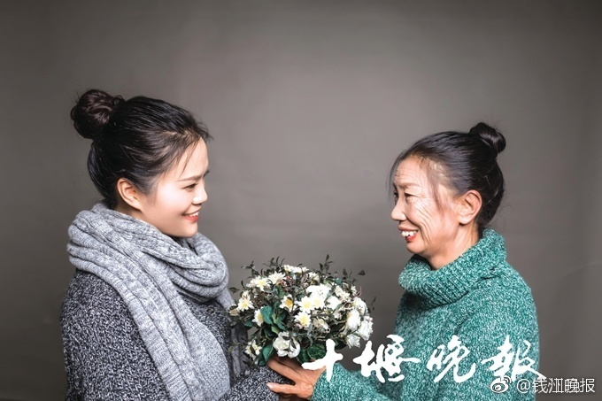 國(guó)內(nèi)首次!我國(guó)首條三相同軸超導(dǎo)電纜通過(guò)大負(fù)荷測(cè)試
