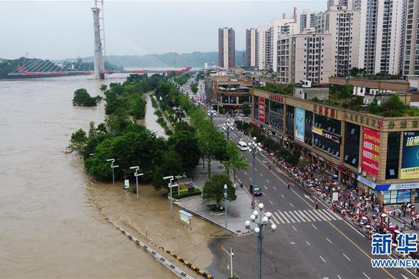 北大學(xué)生逼得胡適汗流夾背