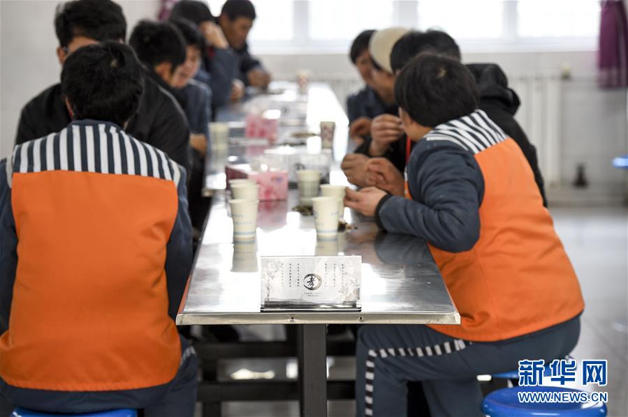 廣西全面實現高速公路服務區充電樁100%全覆蓋