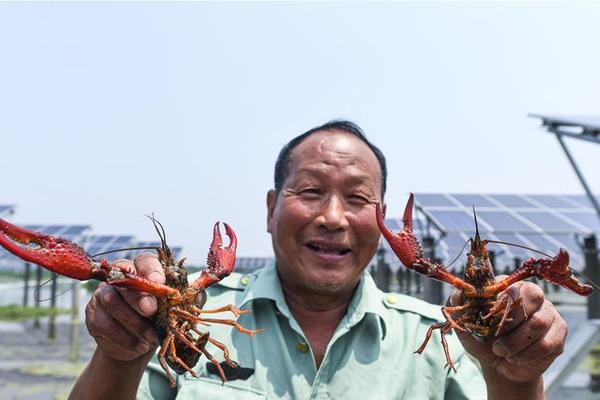 美海軍宙斯盾艦再次穿越臺(tái)灣海峽